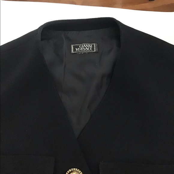 Versace vest - Picture 1 of 2